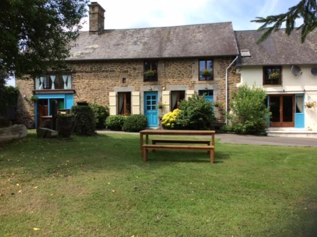 La Cahudiere Saint-Martin-Landelles Exteriér fotografie